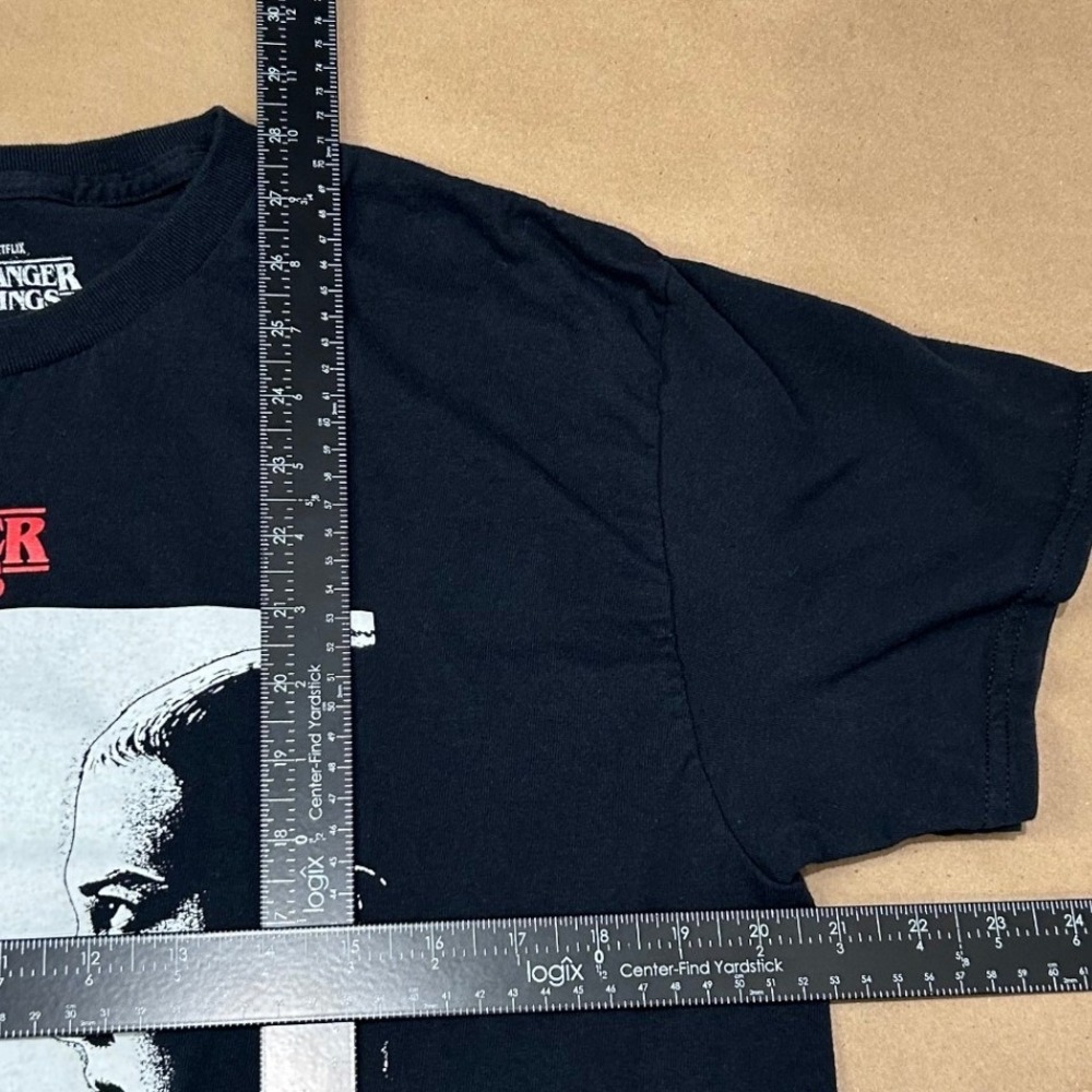 Stranger Things Black Graphic T-Shirt Mens Large - Picture 7 of 7